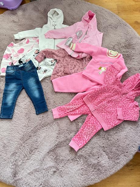 Balík oblečenia dievčatko 74-80, 68–80