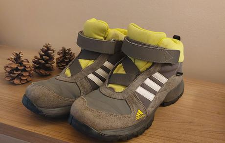 Nová cena vysoké trekové topánky adidas, adidas,32