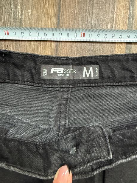 Dámske široké rifle, m