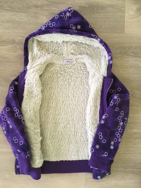 Hrubá zateplená bundička, cca 10 rokov, 152