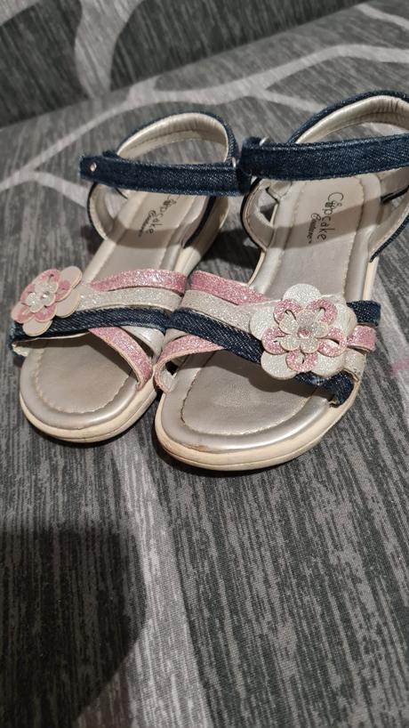Sandálky, cupcake,26