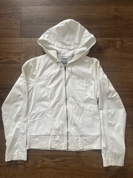 Tenká nike bunda, nike,s