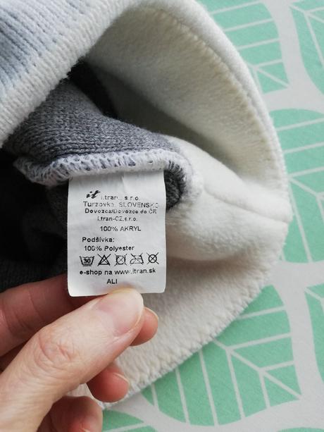 Čiapka hrubšia 2vrstvova - top stav,