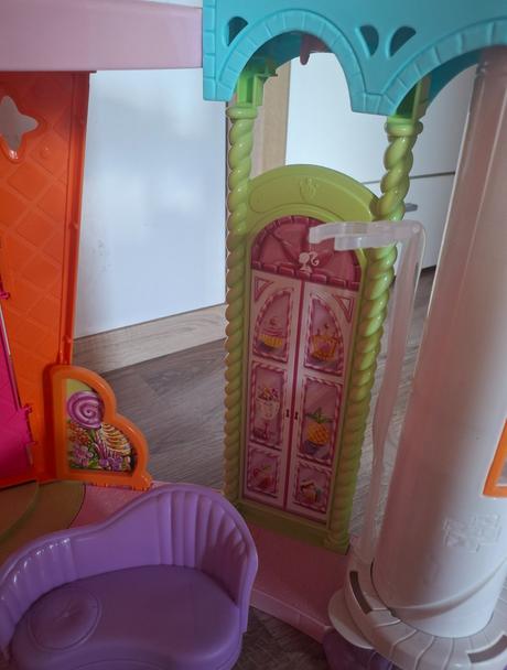Barbie dreamtopia domček dúhový zámok, 