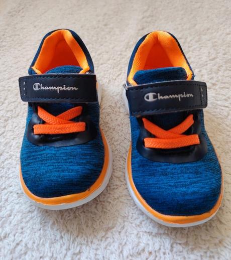 Tenisky, champion,22