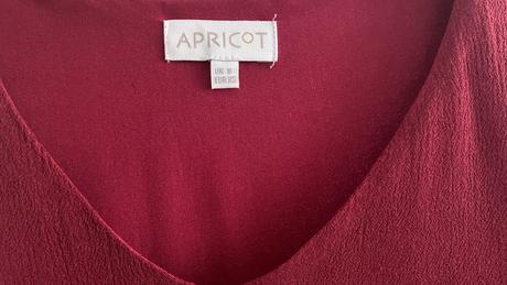 Bordové šaty s výšivkou, xs