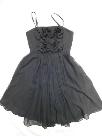 Luxusne pekne šaty, 36