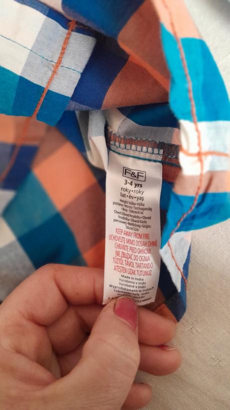 Nohavice a košele, 104–116