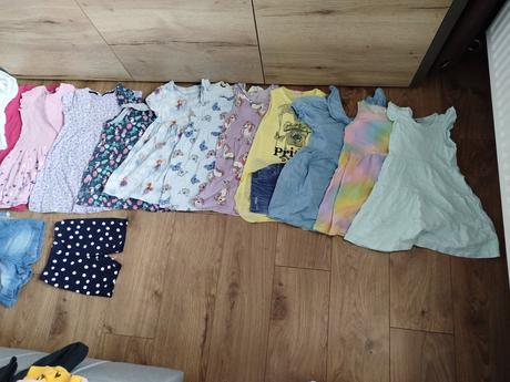 Balík oblečenia 116 leto, 104–116