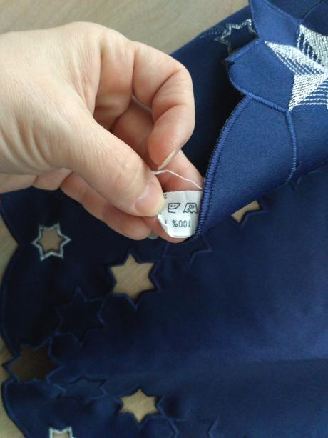 Tmavomodrý vianočný obrus, 