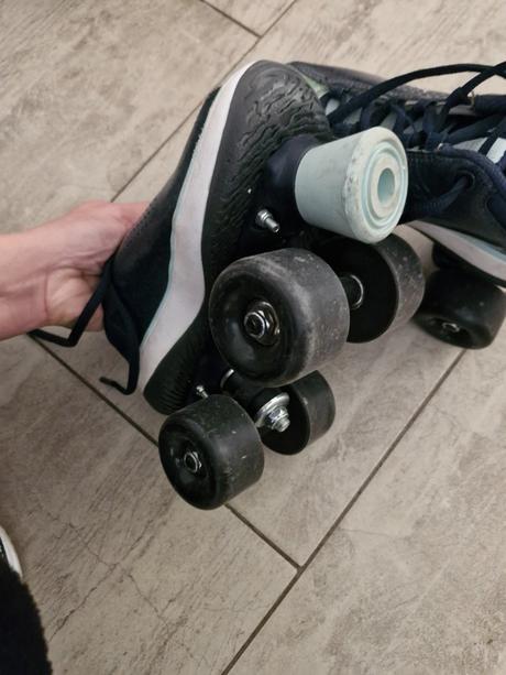 Kolieskové korčule nike, 34