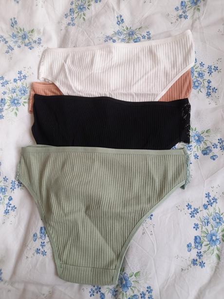 Damske nohavičky xl4 kusy, xl