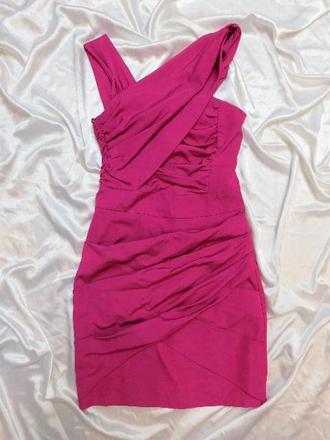 Luxusne saty na slavnost, 34