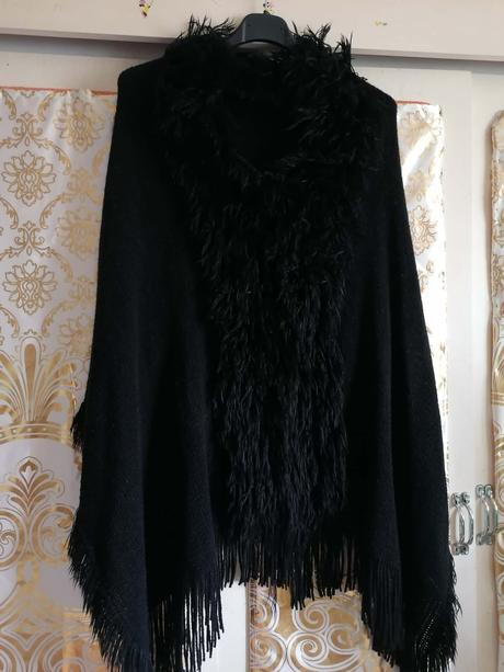 Pončo s kožušinkou, 