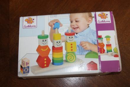 Drevená skladačka figúrky stacking puzzle figures, 