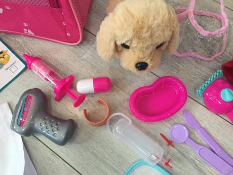 Dievčensky kostym veterinarka 3-5 rokov, 