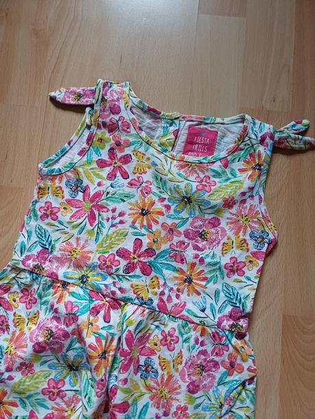 Krásny farebný letný overal, tu,110