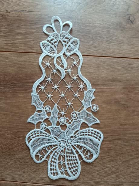 Hackovana vianocna ozdoba, 