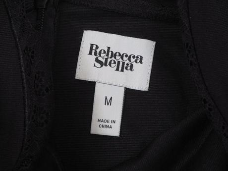 Kvalitné čierne šaty s čipkou rebecca stella, m