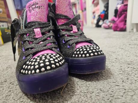 Skechers twinkle toes, skechers,32