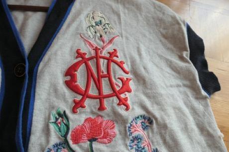 Gant luxusna vysivana krasna, kvalitna vesta l/xl, gant,l