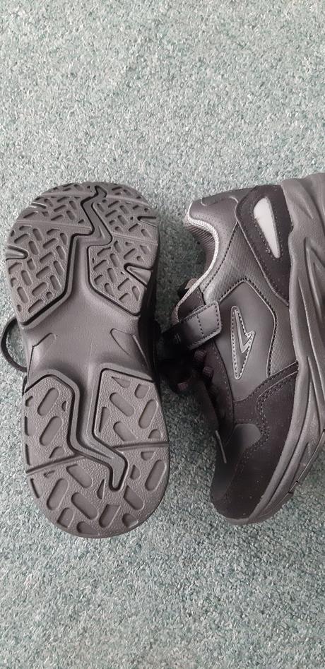 Tenisky 32/33, sprandi,33