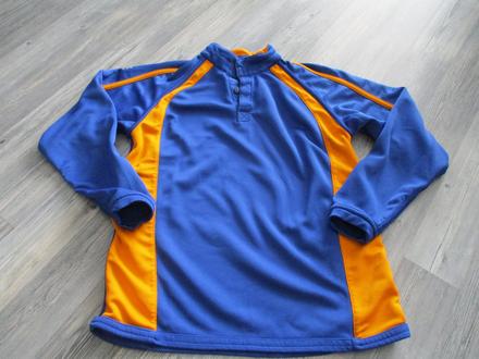 Mikina na futbal, 170