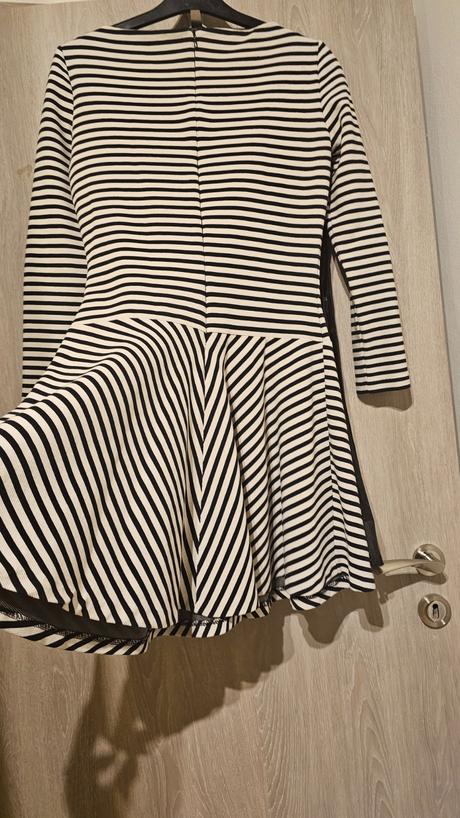 Hrubšie šaty minišaty, zara,s