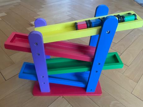 Drevená hračka autíčka, 