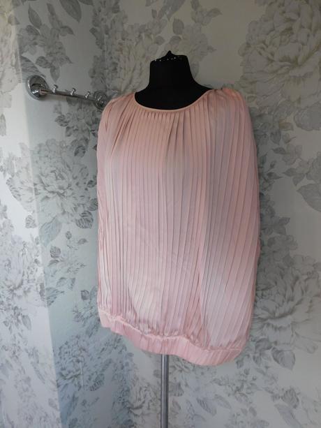 Pekna trendy plisovana bluzka/top, lindex,48