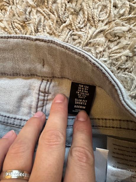 Slim bledosive riflove kratasy, h&m,134