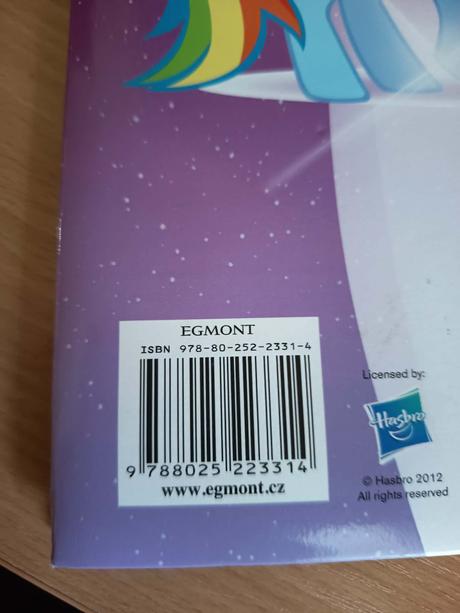 Kniha my little pony,