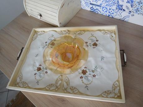 Drevená polica retro,, 