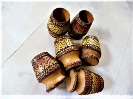 Drevené poháriky / 6 ks,