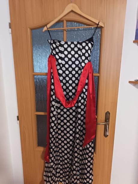 Príležitostne šaty, s