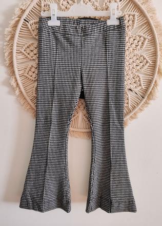 Zvonové nohavice, 122