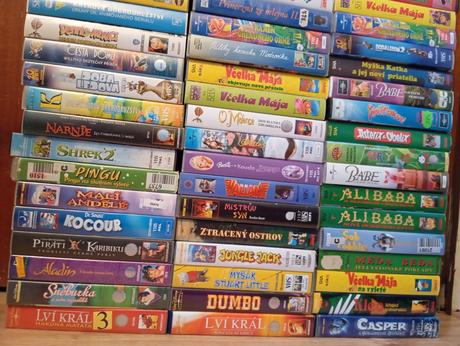 Predám vhs kazety -- viď. 10 foto,