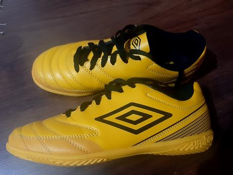 Botasky, umbro,36