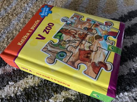 Knižka s puzzle v zoo,