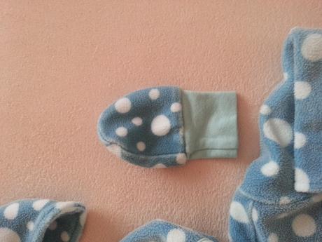 Peknucka moderna suprava s gulkami, 80