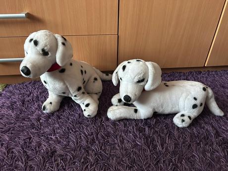 Sada 2 ks dalmatíncov,