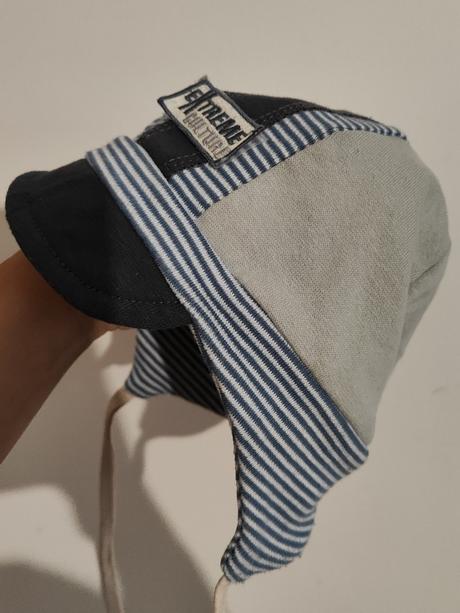 Čiapočka so šiltom, 68