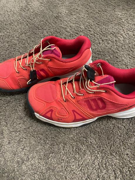 Tenisky prioritne na tenis wilson, 33