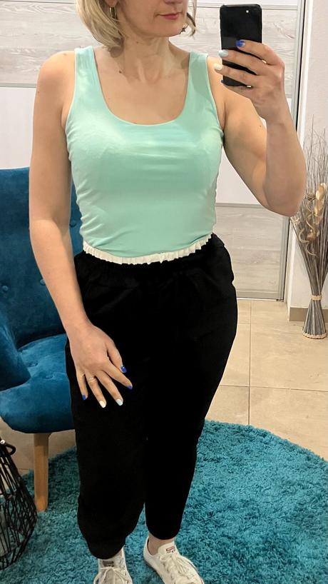 Dámske tielko na široké ramienka mentolové, m / s