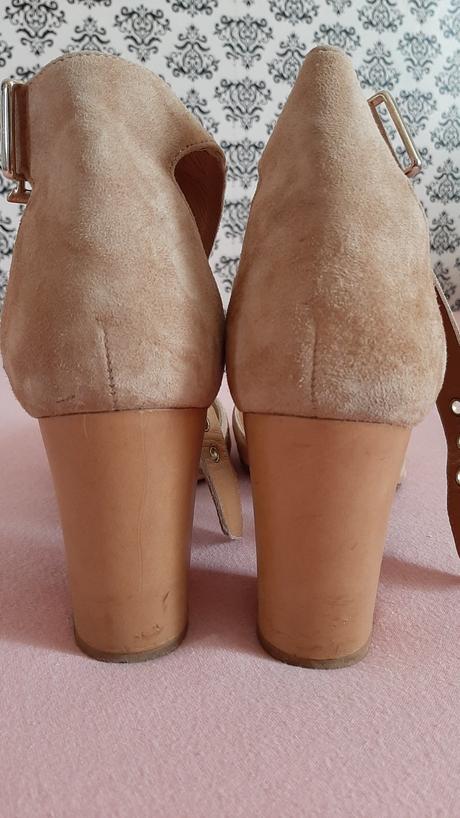 Kožené sandálky, 39