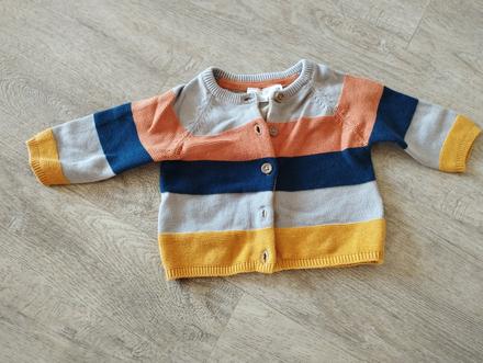 Svetrík s gombíkmi, ergee,56