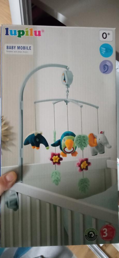 Kolotoč nad postieľku lupilu, 