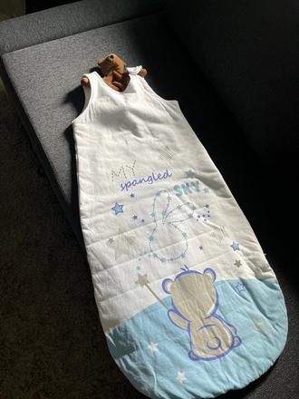 Modrobiela zavinovačka na spanie, 