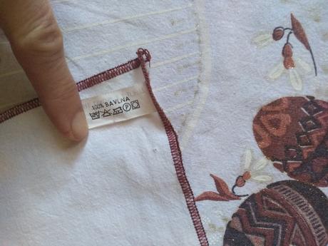 Veľkonočný obrus 92x92 - 8 eur, 