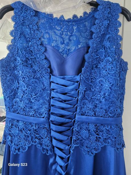 Spoločenské šaty, 